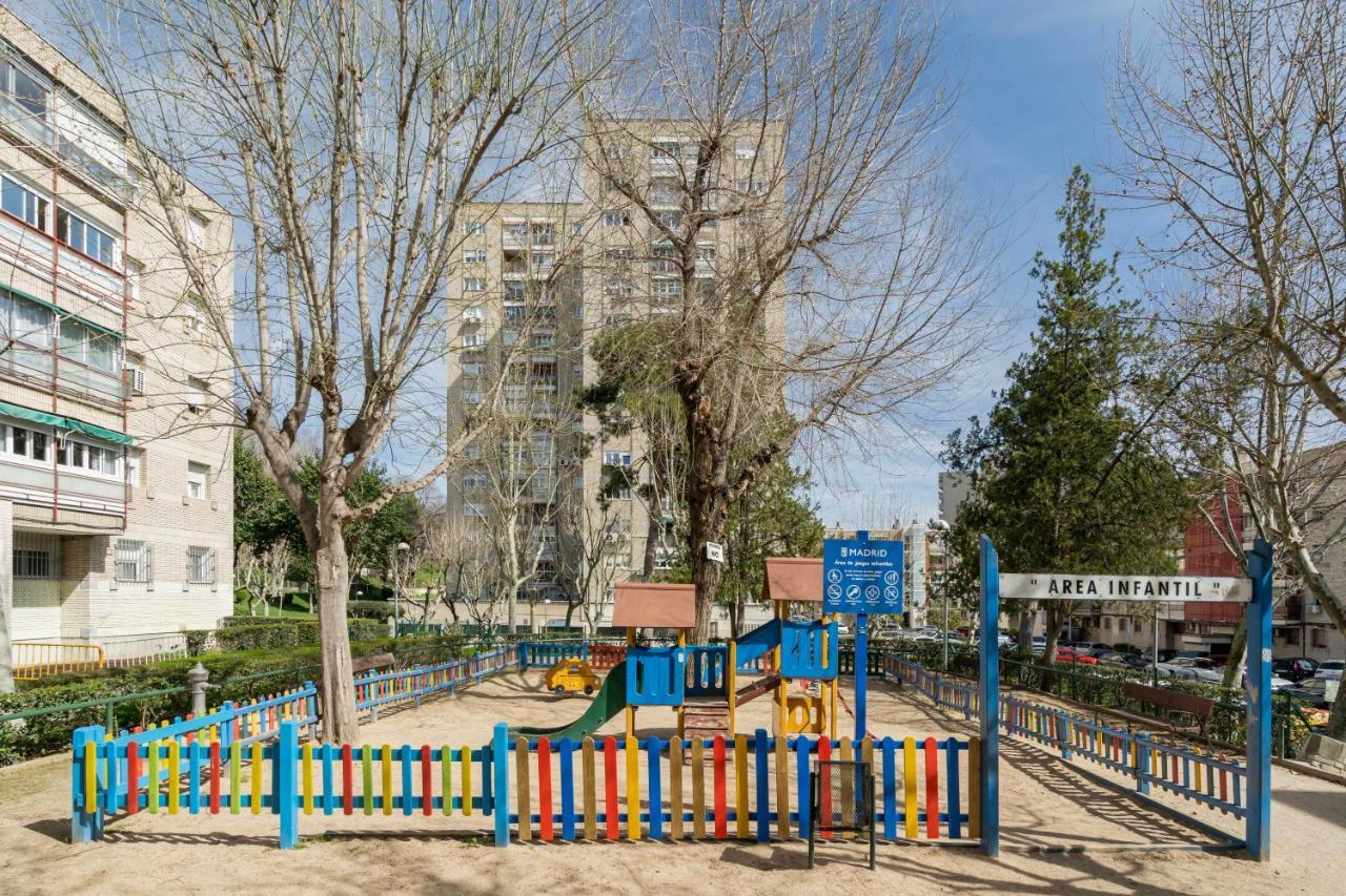 For You Rentals Moderno Apartamento Temporal Cerca Zoo Y Del Parque De Atracciones Ceb76 Madrid Buitenkant foto